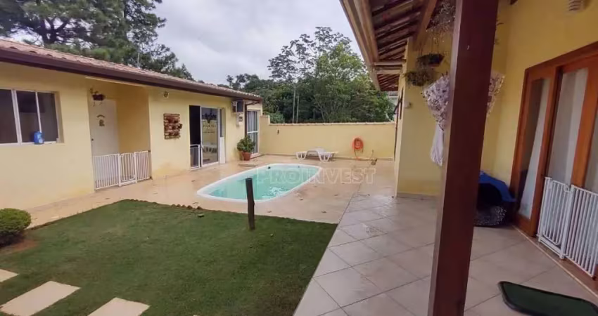 Casa com 3 dormitórios à venda, 242 m² por R$ 1.300.000,00 - Santa Adélia - Vargem Grande Paulista/SP