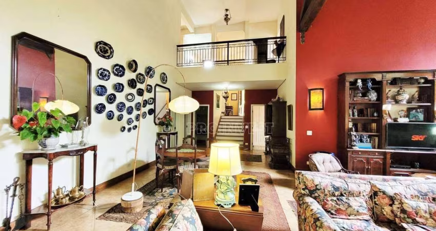Casa com 4 dormitórios à venda, 353 m² por R$ 2.450.000,00 - São Roque - São Roque/SP