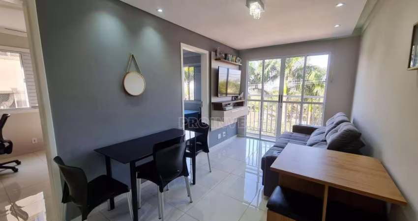 Apartamento de 2 dormitórios na Granja Viana km 23 próximo ao Shopping.