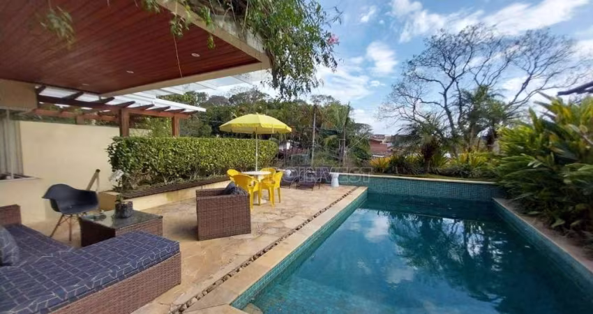 Casa com 4 dormitórios à venda, 232 m² por R$ 1.610.000,00 - Granja Viana - Carapicuíba/SP