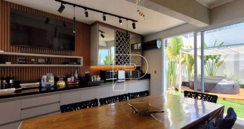 Casa com 3 dormitórios à venda, 190 m² por R$ 1.400.000,00 - Santa Adélia - Vargem Grande Paulista/SP