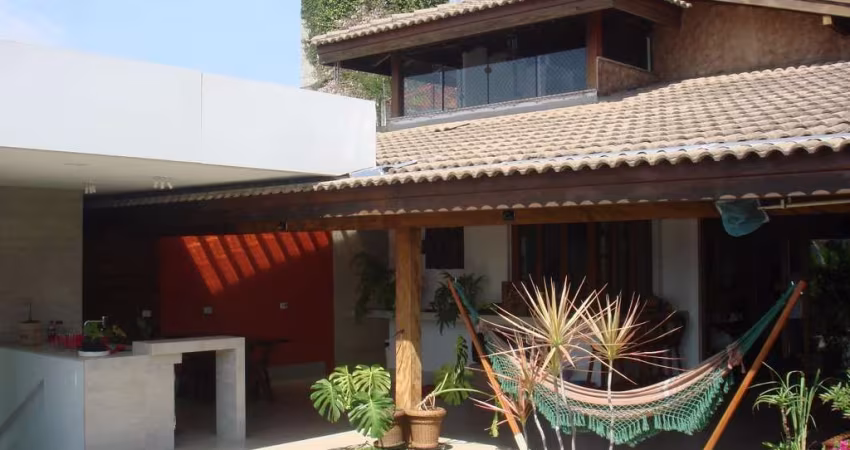 Casa com 3 dormitórios, 492 m² - venda por R$ 2.100.000,00 ou aluguel por R$ 13.537,99/mês - Parque dos Príncipes - São Paulo/SP