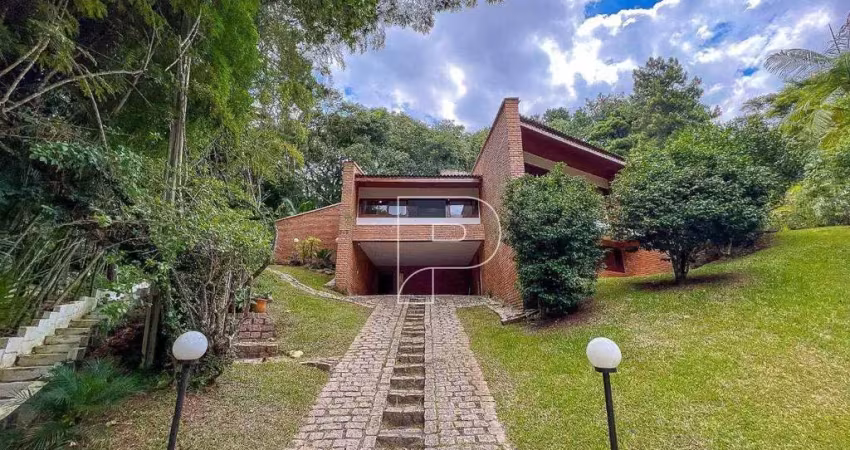 Casa mobiliada com 4 suítes no forest hills granja viana