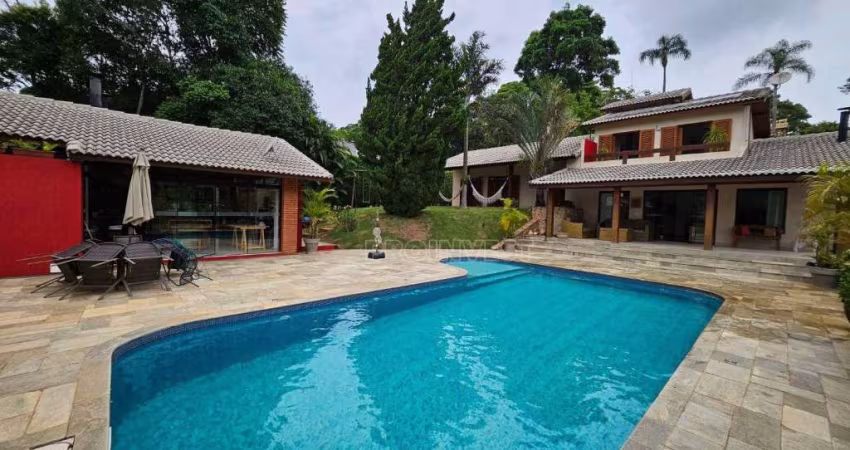 Casa com 6 dormitórios à venda, 456 m² por R$ 2.800.000,00 - Patrimônio do Carmo - São Roque/SP