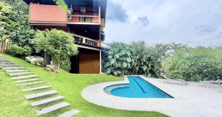 Casa com 3 dormitórios à venda, 282 m² por R$ 2.120.000,00 - Granja Viana - Carapicuíba/SP