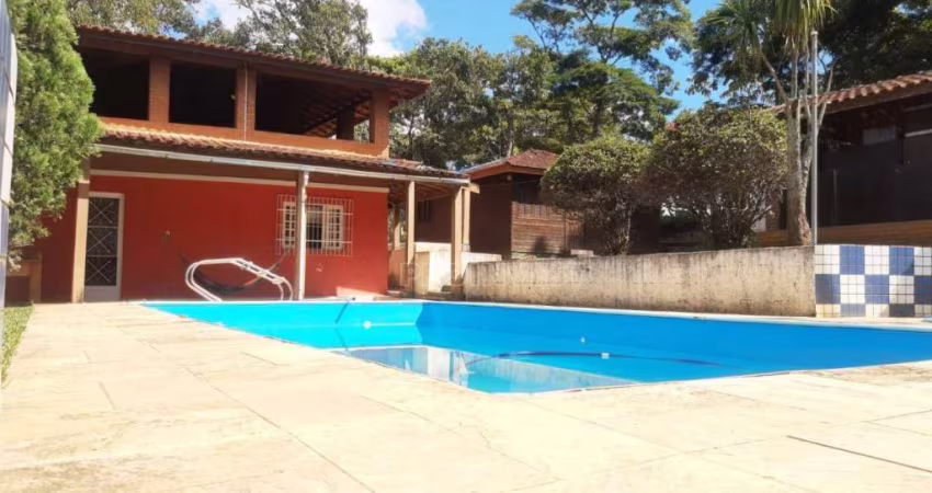 Casa com 2 dormitórios à venda, 341 m² por R$ 800.000,00 - Los Álamos - Vargem Grande Paulista/SP
