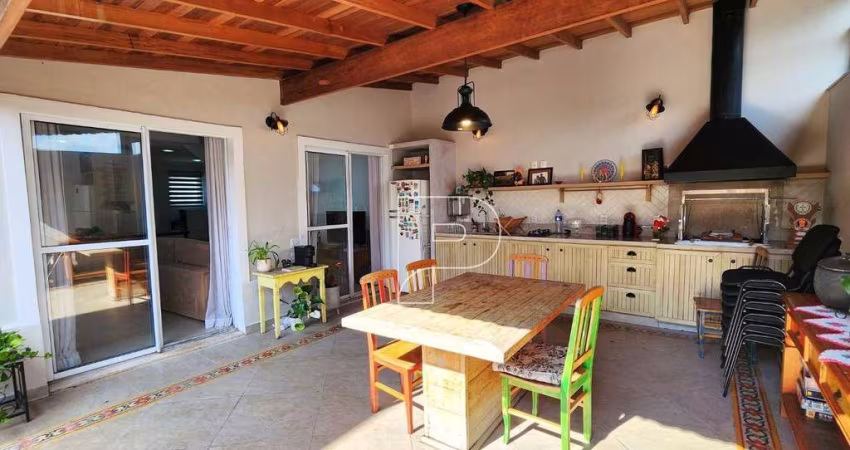 Casa com 3 dormitórios à venda, 88 m² por R$ 780.000,00 - Granja Viana - Carapicuíba/SP