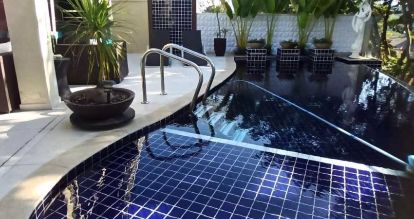 Casa à venda, 352 m² por R$ 3.280.000,00 - Granja Viana - Carapicuíba/SP