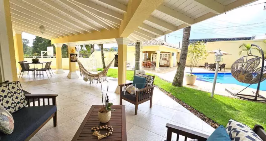 Casa com 4 dormitórios à venda, 651 m² por r$ 3.500.000,00 - granja viana - jandira/sp