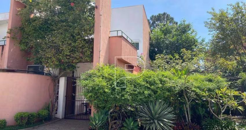 Casa com 3 dormitórios à venda, 116 m² por R$ 840.000,00 - Granja Viana - Cotia/SP