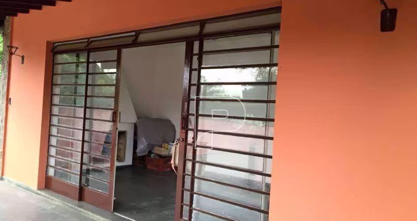 Casa com 3 dormitórios à venda, 301 m² por R$ 750.000,00 - Granja Viana - Miolo da Granja - Cotia/SP
