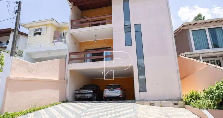 Casa com 3 dormitórios à venda, 308 m² por R$ 980.000,00 - Parque Nova Jandira - Jandira/SP