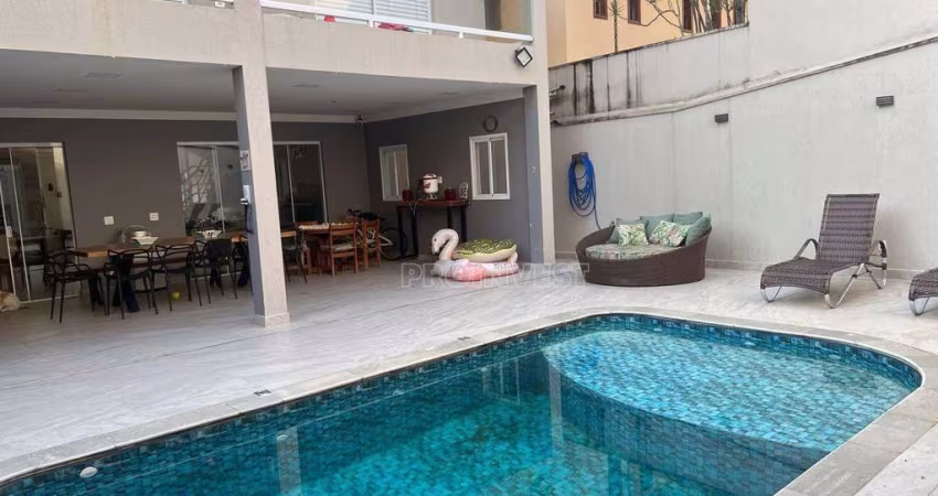 Casa com 4 dormitórios à venda, 319 m² por R$ 2.300.000,00 - Granja Viana - Cotia/SP