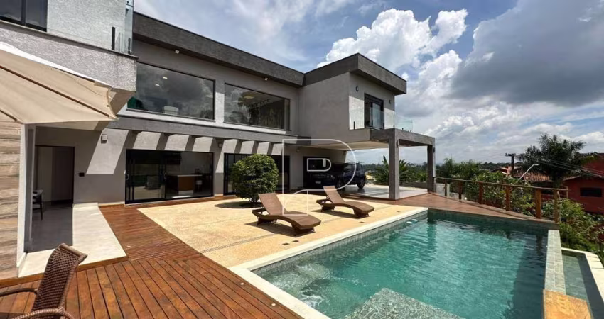 Casa com 4 dormitórios à venda, 326 m² por R$ 2.780.000,00 - Granja Viana - Embu das Artes/SP