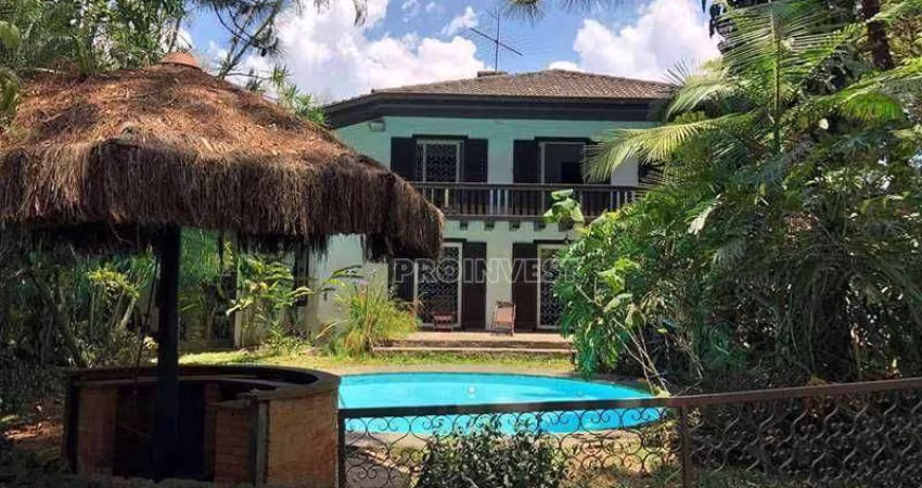 Casa com 3 dormitórios, 698 m² - venda por R$ 2.200.000,00 ou aluguel por R$ 10.719,04/mês - Granja Viana - Carapicuíba/SP