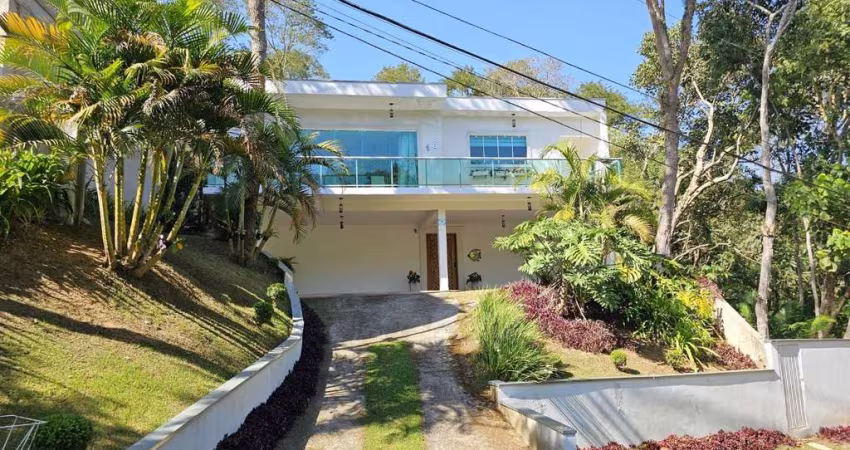 Casa com 4 dormitórios à venda, 341 m² por R$ 1.700.000,00 - Granja Viana - Fazendinha - Km 23 - Carapicuíba/SP