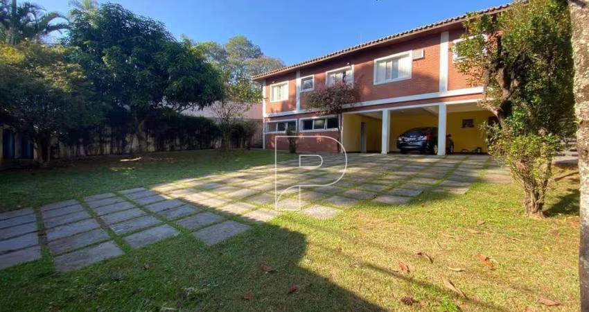 Casa com 3 dormitórios à venda, 330 m² - Granja Viana - Cotia/SP