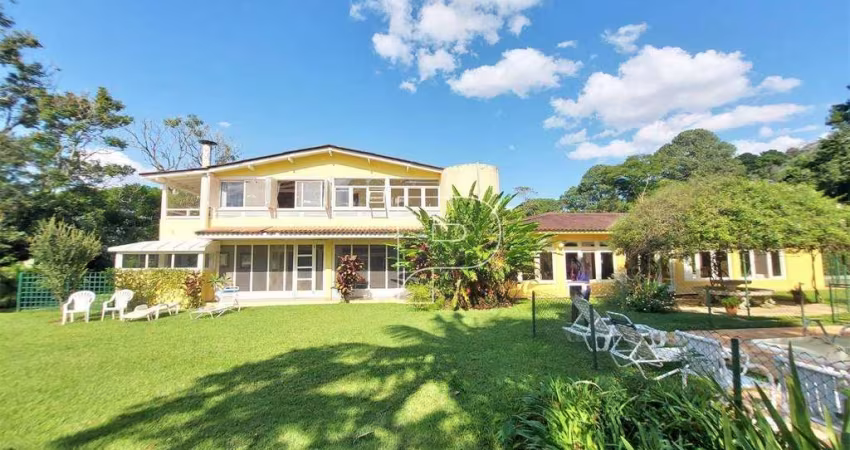 Casa com 8 dormitórios, 1104 m² - venda por R$ 5.700.000,00 ou aluguel por R$ 26.700,00/mês - Granja Viana - Cotia/SP