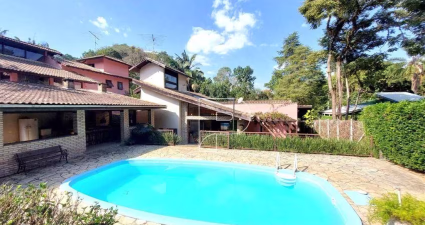 Casa com 3 dormitórios à venda, 390 m² por R$ 1.690.000,00 - Granja Viana - Cotia/SP