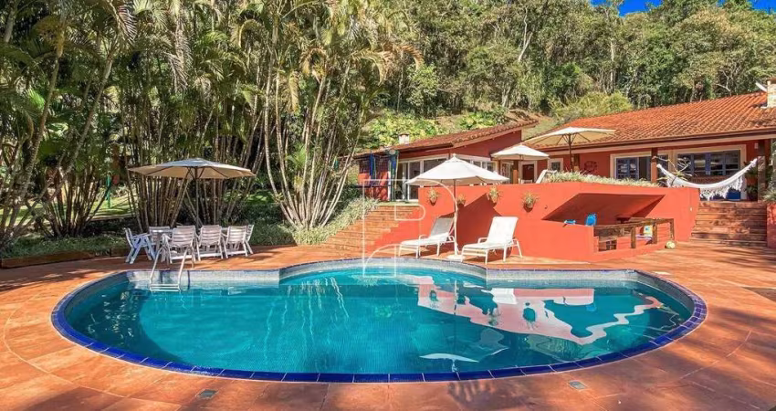 Casa com 6 dormitórios à venda, 700 m² por R$ 1.950.000,00 - Cotia - Cotia/SP