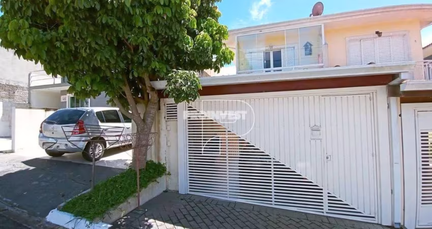Casa com 3 dormitórios à venda, 158 m² por R$ 650.000,00 - Granja Viana - Cotia/SP
