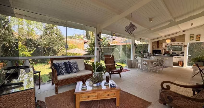 Casa com 3 dormitórios à venda, 335 m² por R$ 1.850.000 - Nova Higienópolis