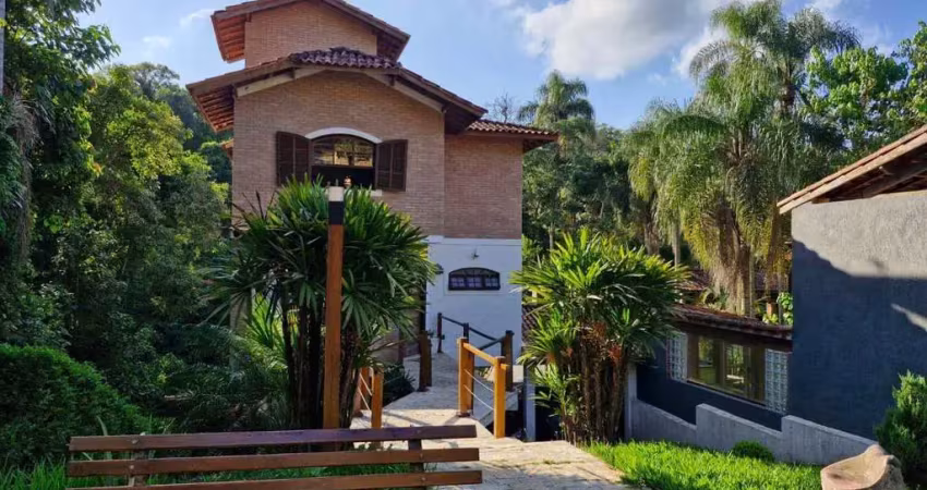 Casa com 4 dormitórios à venda, 261 m² por R$ 1.100.000,00 - Transurb - Itapevi/SP