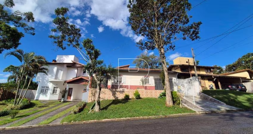 Casa Terrea em lote 100% desmatado