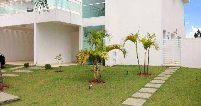 Casa com 3 dormitórios à venda, 204 m² por R$ 1.600.000,00 - Granja Viana - Fazendinha - Km 23 - Carapicuíba/SP