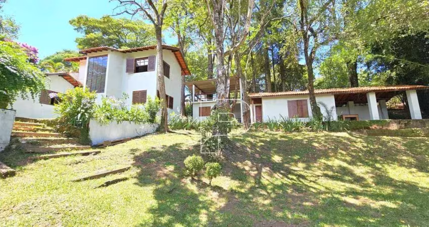 Casa na Granja Viana!