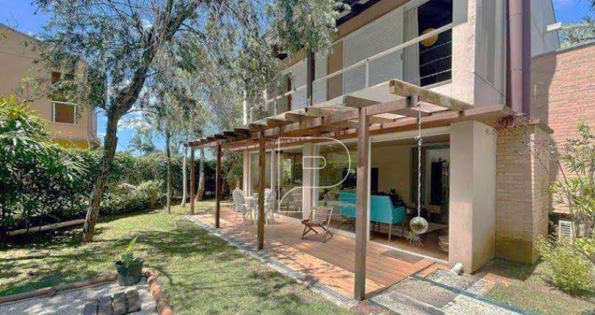 Casa com 4 dormitórios à venda, 221 m² por R$ 1.720.000,00 - Chácara dos Lagos - Carapicuíba/SP