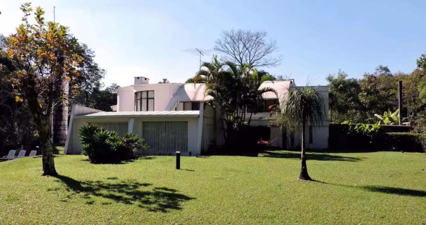 Casa com 4 dormitórios à venda, 804 m² por R$ 4.000.000,00 - Granja Viana - Carapicuíba/SP
