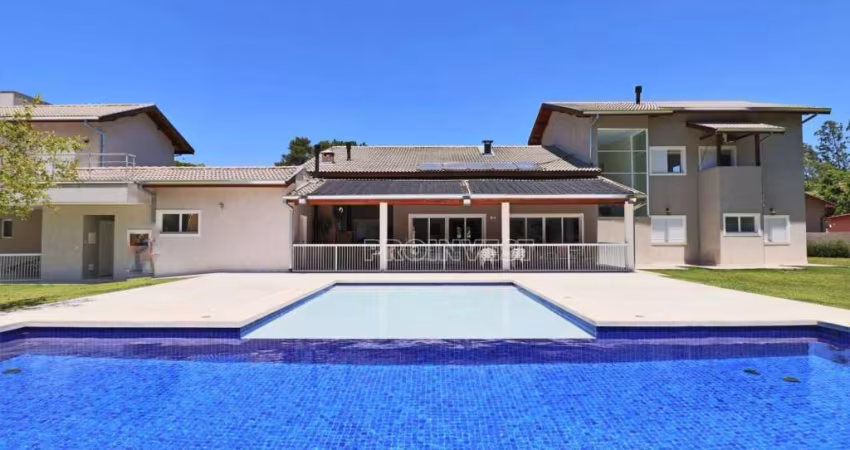 Casa com 4.100m² de terreno Granja Viana II