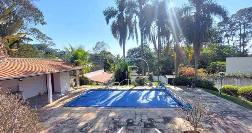 Casa com 3 dormitórios para alugar, 390 m² por R$ 6.500,00/mês - Granja Viana - Carapicuíba/SP