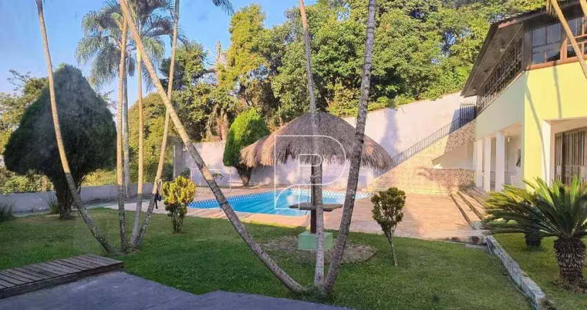 Casa com 4 dormitórios à venda, 1000 m² por R$ 3.000.000,00 - Granja Viana - Cotia/SP
