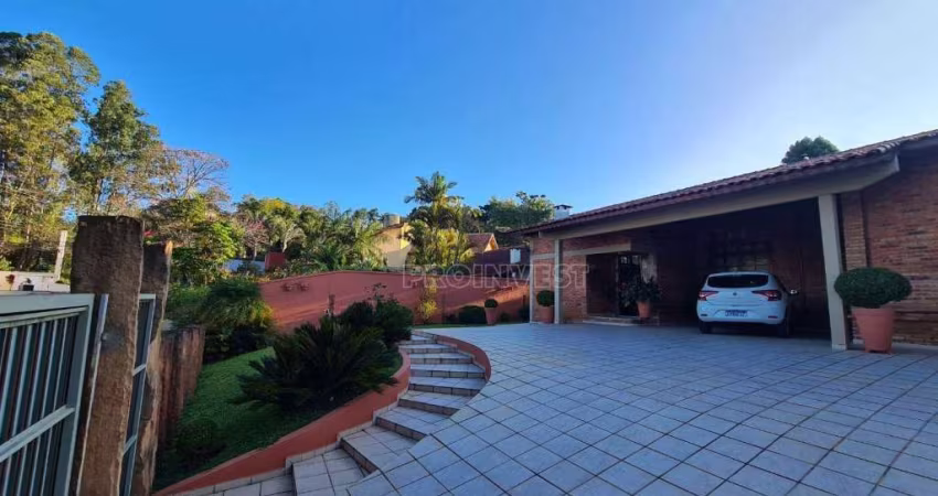 Casa com 4 dormitórios à venda, 500 m² por R$ 1.800.000,00 - Granja Viana - Cotia/SP