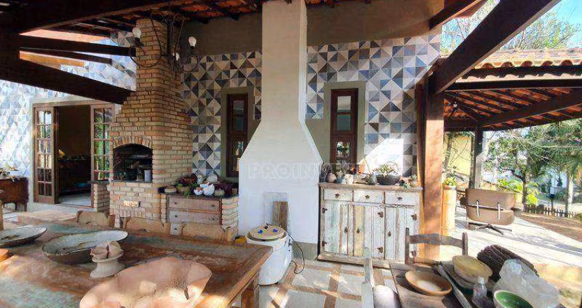 Casa com 3 dormitórios à venda, 161 m² por R$ 1.100.000,00 - Vila Verde - Itapevi/SP