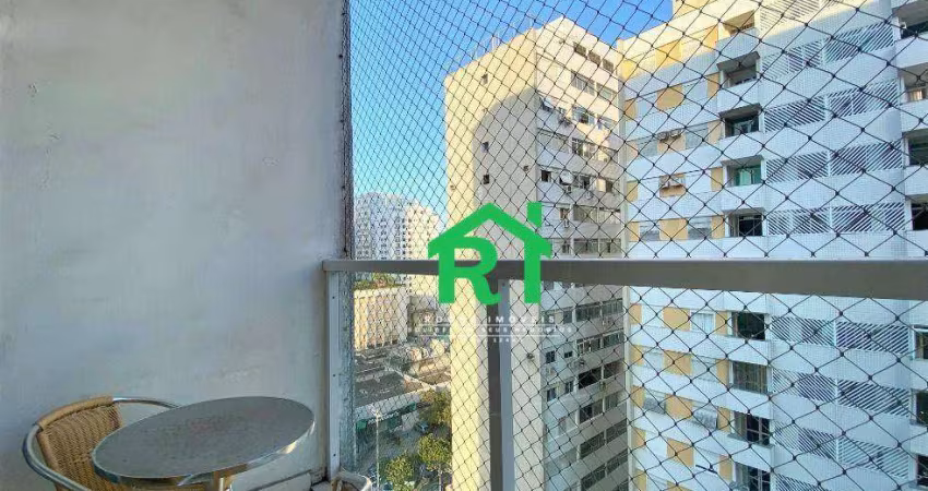 Apartamento à beira mar com 1 dormitórios (1 suíte), 1 vaga, Praia das Pitangueiras, Guarujá/SP