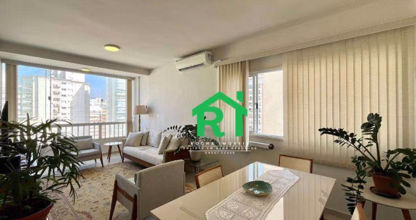 Apartamento à beira mar com 2 dormitórios (1 suíte), 1 vaga, Pitangueiras, Guarujá/SP