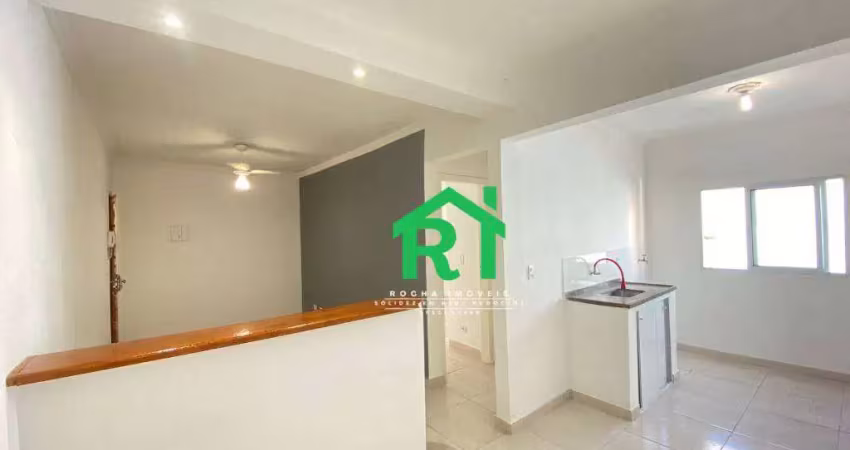 Apartamento de 1 dormitório reformado na praia da enseada com custo baixo.