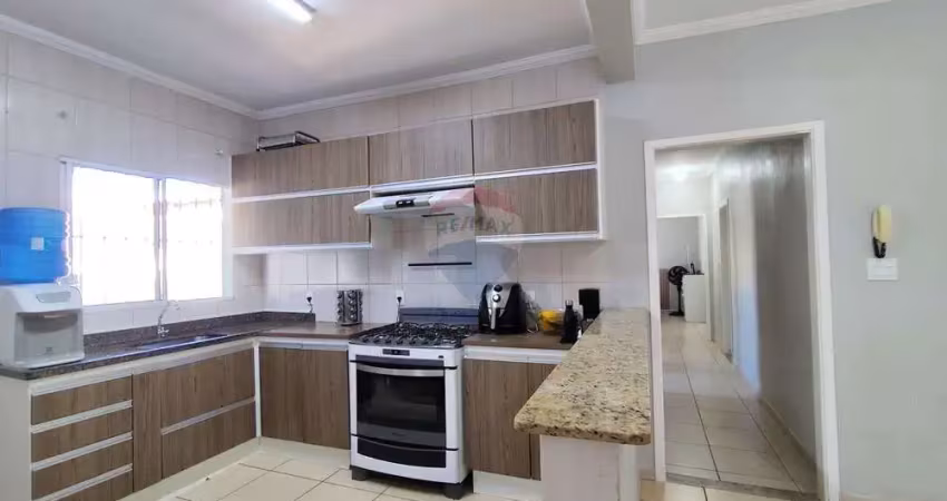 Casa a venda 132,26m² com piscina, 3 quartos no joão aranha paulínia sp