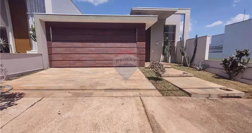 Casa em condomínio fechado com 2 quartos à venda na RUA HUM, 209, Residencial Cidade Jardim, Cosmópolis