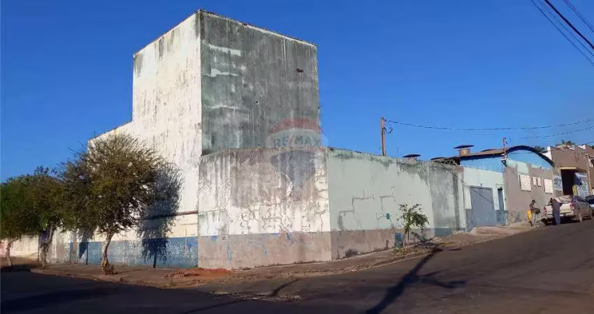 Ponto comercial para alugar na Coronel Silva Teles esqui/ com Antonio Carlos Nogu, 39, Santo Antônio, Cosmópolis