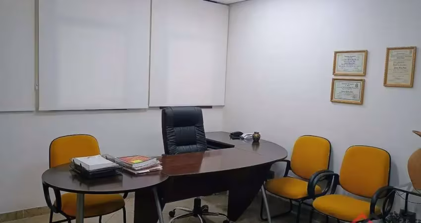 Sala comercial para alugar na Bittencourt, 141, Vila Nova, Santos