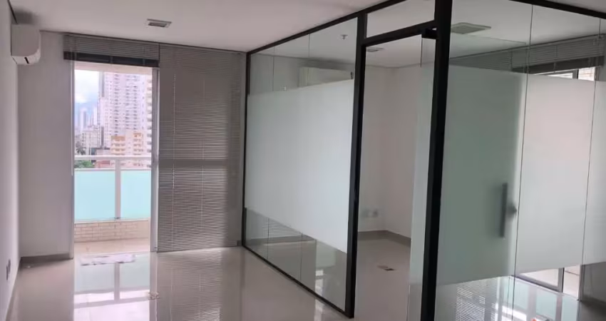 Sala comercial com 3 salas para alugar na Avenida Conselheiro Nébias, 756, Boqueirão, Santos