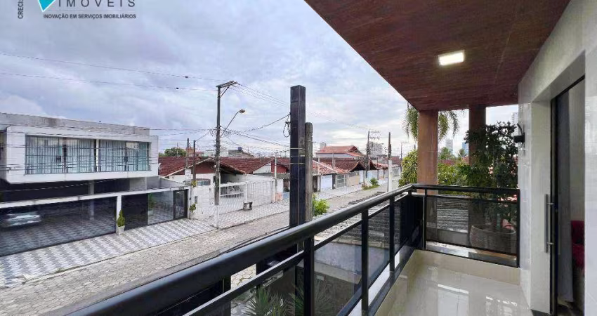 Casa em condomínio para alugar no bairro Maracanã, em Praia Grande/SP.