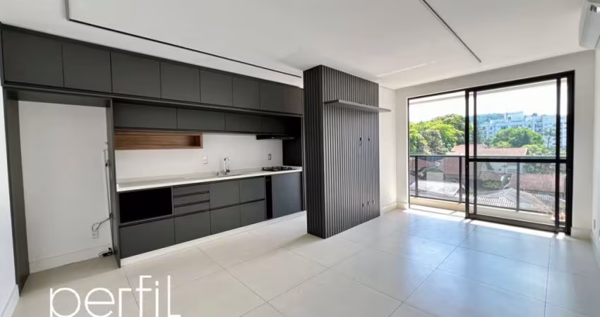 Apartamento à venda - 2 suítes + lavabo em frente ao Batalhão de Infantaria - Joinville/SC.