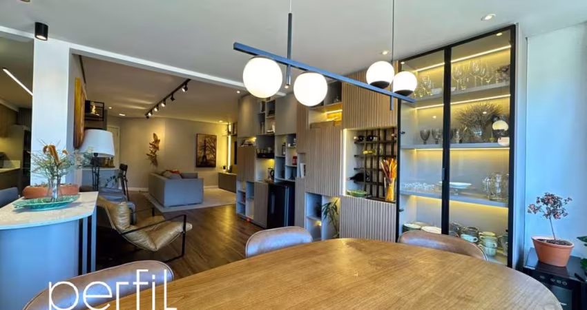 Apartamento com três quartos sendo duas suítes no Bairro América - Joinville/ SC