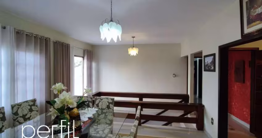 Casa residencial e comercial à venda em joinville-sc, bairro guanabara: 3 quartos, 1 suíte, 3 salas, 2 vagas, 280,70 m²!