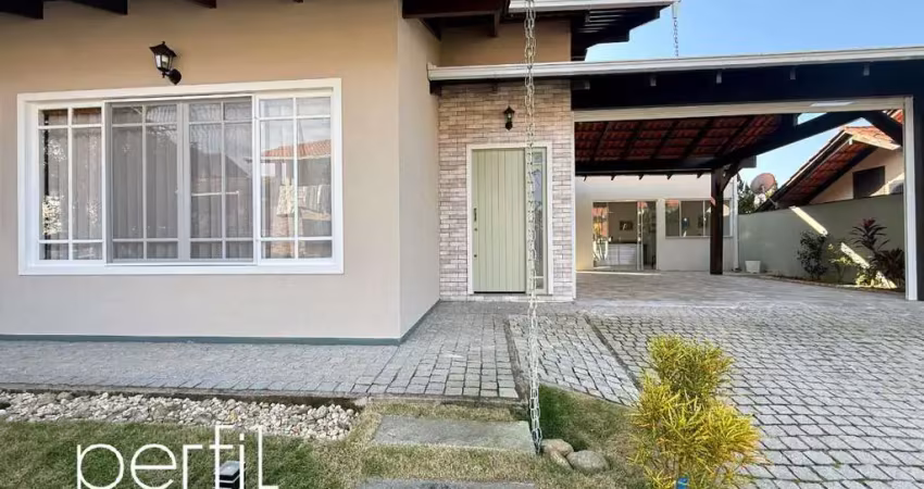 Casa plana 1 suíte + 2 dormitórios em condomínio fechado no bairro glória - joinville, sc